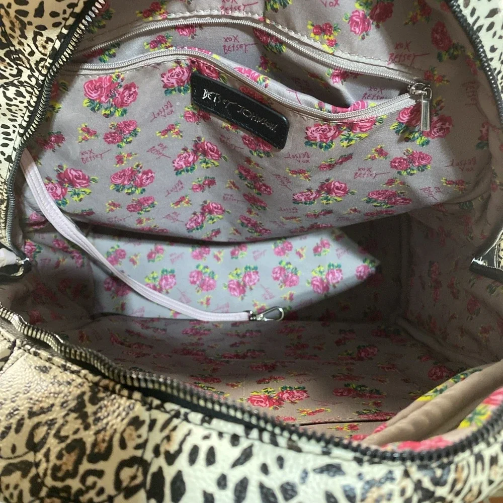 Betsey Johnson Diaper Bag Back Pack Changing Pad Leopard Print Cooler Pockets